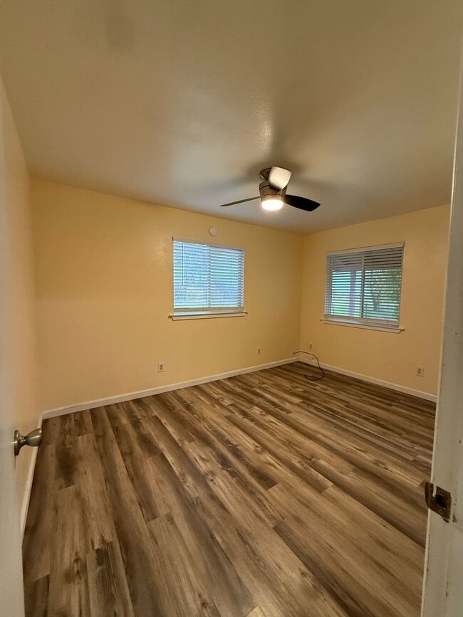 Building Photo - 2571 Plumas Arboga Rd