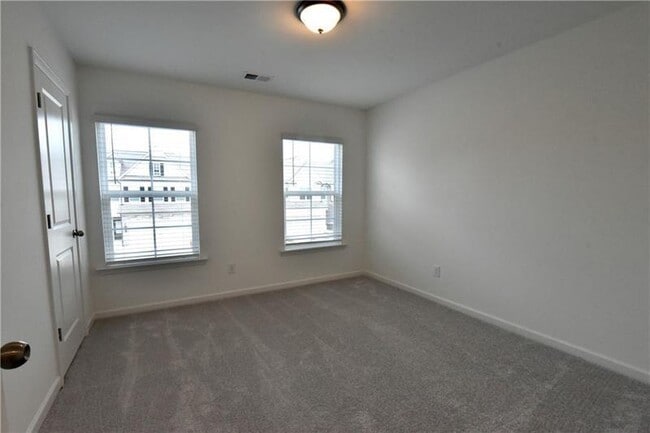 Building Photo - 572 Sausalito Walk