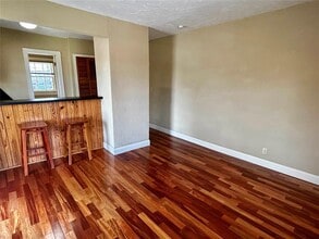 Building Photo - 731 S Jenkins Ave