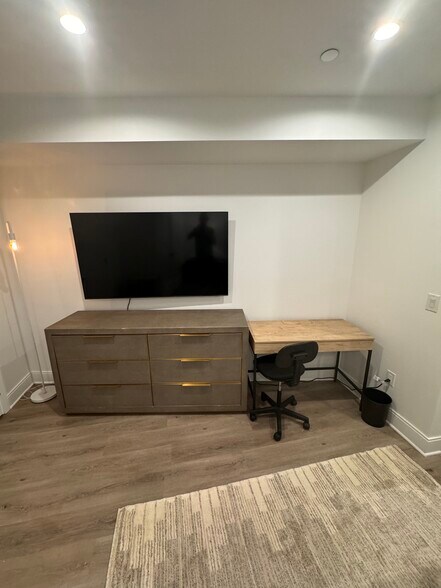 Building Photo - 310 Reed St