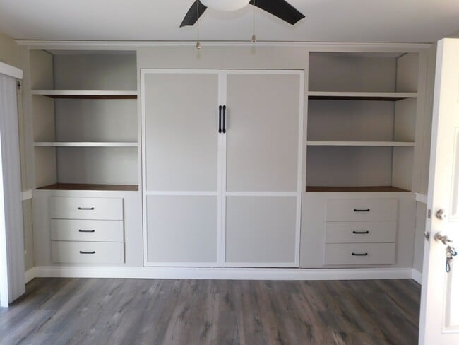 Building Photo - Charming 2 BD + Office, 1 BA Single Family Home, Eastside Costa Mesa