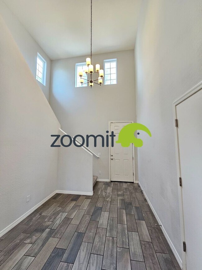 Building Photo - Wonderful 5 bedroom home **Coming Soon May 2026***