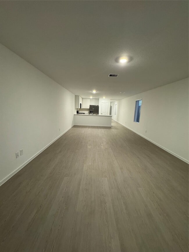 Building Photo - 28734 Bottom Grass Trl