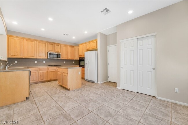 Building Photo - 2298 Tedesca Dr