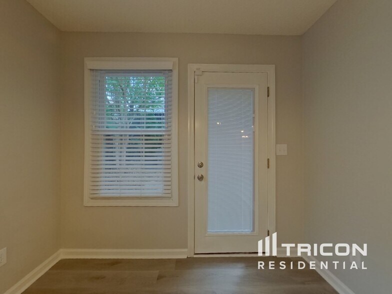 Building Photo - 3282 Newtons Crest Cir
