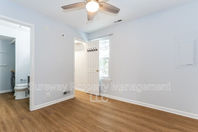 Building Photo - 534B Willow Turn