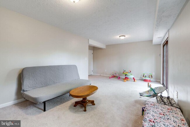Building Photo - 12707 Harborview Ct