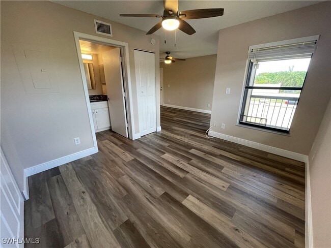 Building Photo - 5325 Summerlin Rd