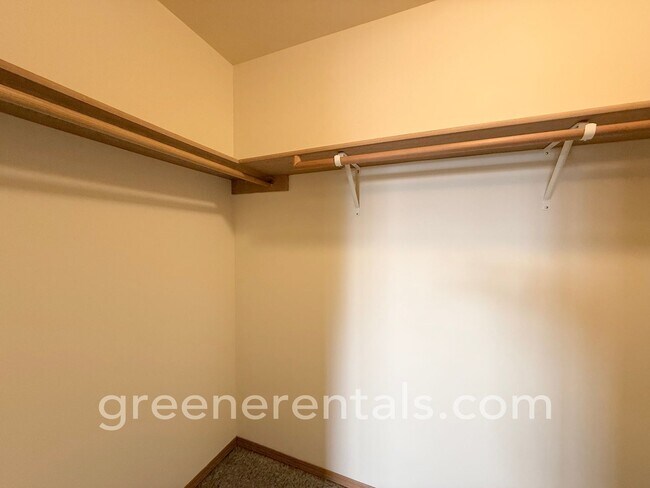 Building Photo - Desoto-721