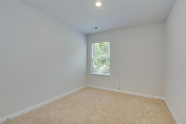 Building Photo - 846 Quaint Parish Cir