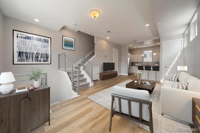 Building Photo - 1632 Lowell Blvd