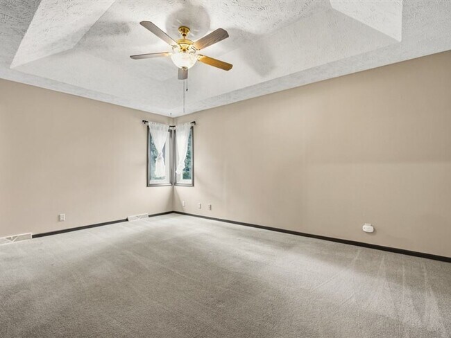 Building Photo - 15665 Fountain Hills Dr