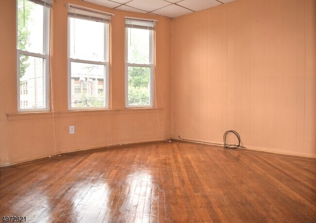 Building Photo - 50 Belleville Ave