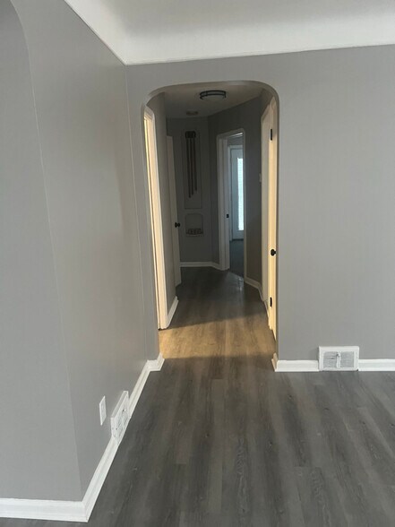 Building Photo - 8075 Freda St