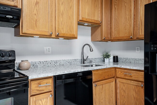 Building Photo - 1534 Lowell Ct