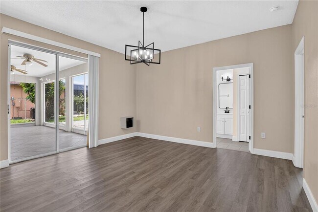 Building Photo - 121 Aurelia Ct