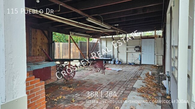 Building Photo - Move in ready! Remodeled home with large b...