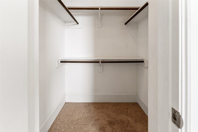 Building Photo - 2720 Church Wood Dr