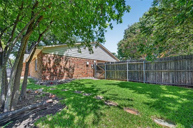 Building Photo - 407 Woodhurst Dr