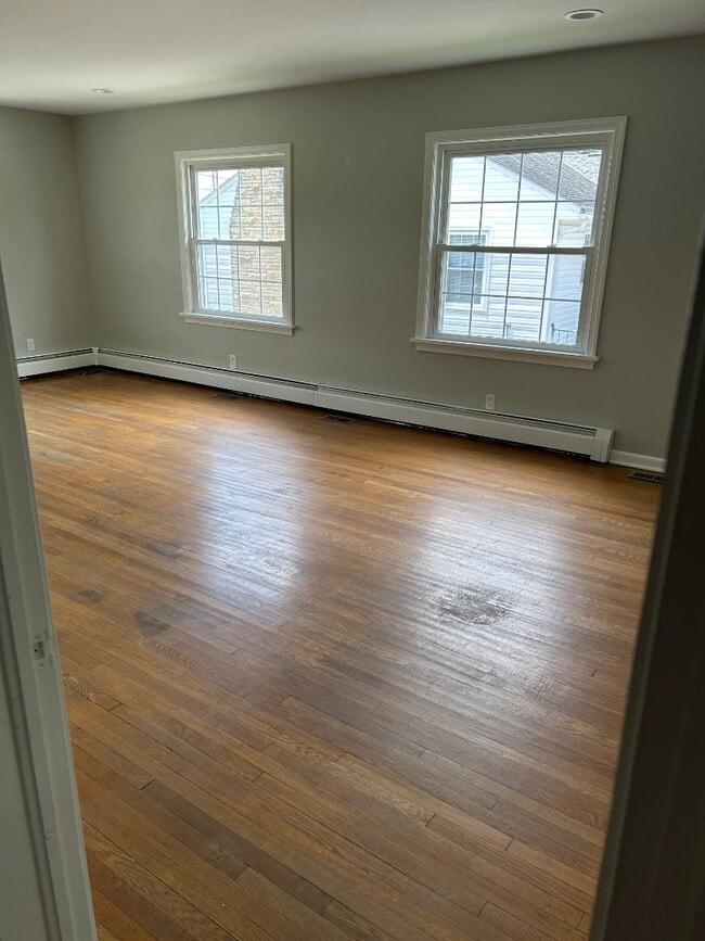 Building Photo - 1752 Parsons Ln