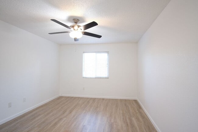 Building Photo - Price Reduction!!! Charming 2-Bedroom, 2-Bath Home in a Prime Modesto Location!