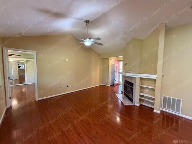 Building Photo - 1147 Captains Bridge