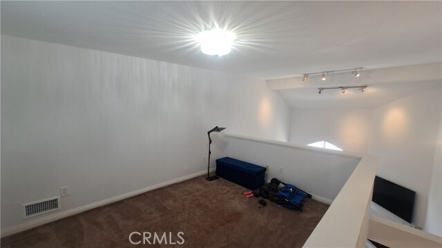 Building Photo - 21520 Burbank Blvd