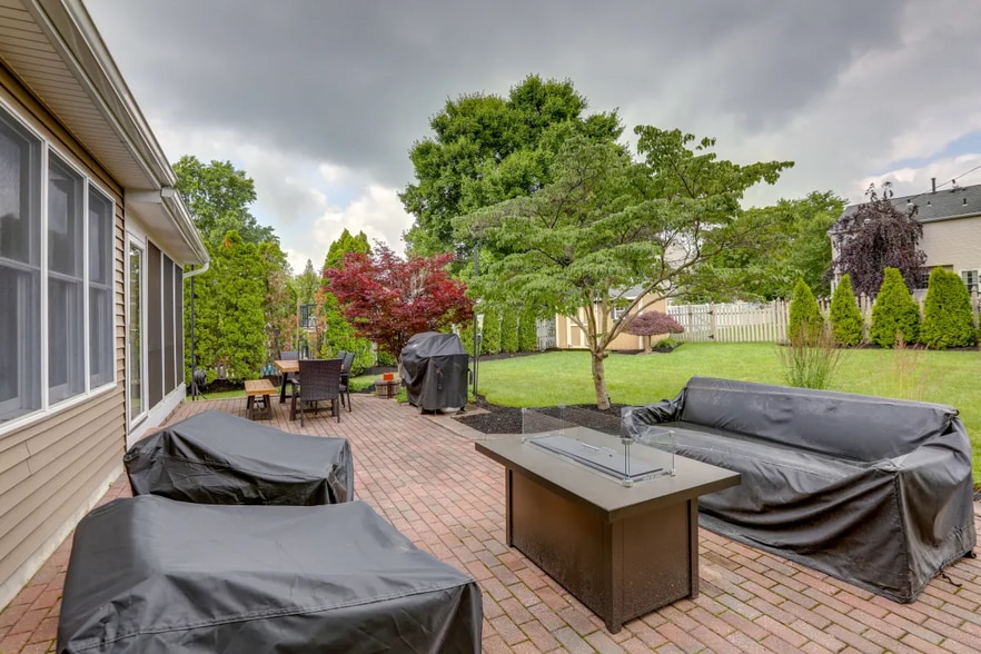 Back Yard / Patio - 151 Rambling Rd