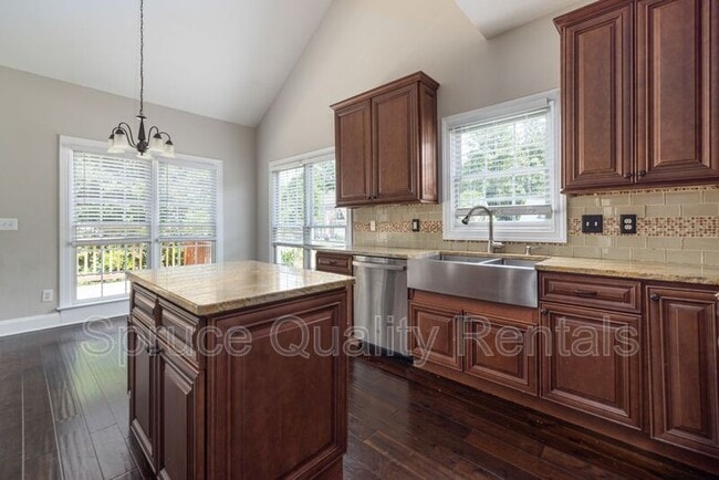 Building Photo - 1305 Goldspot Ct