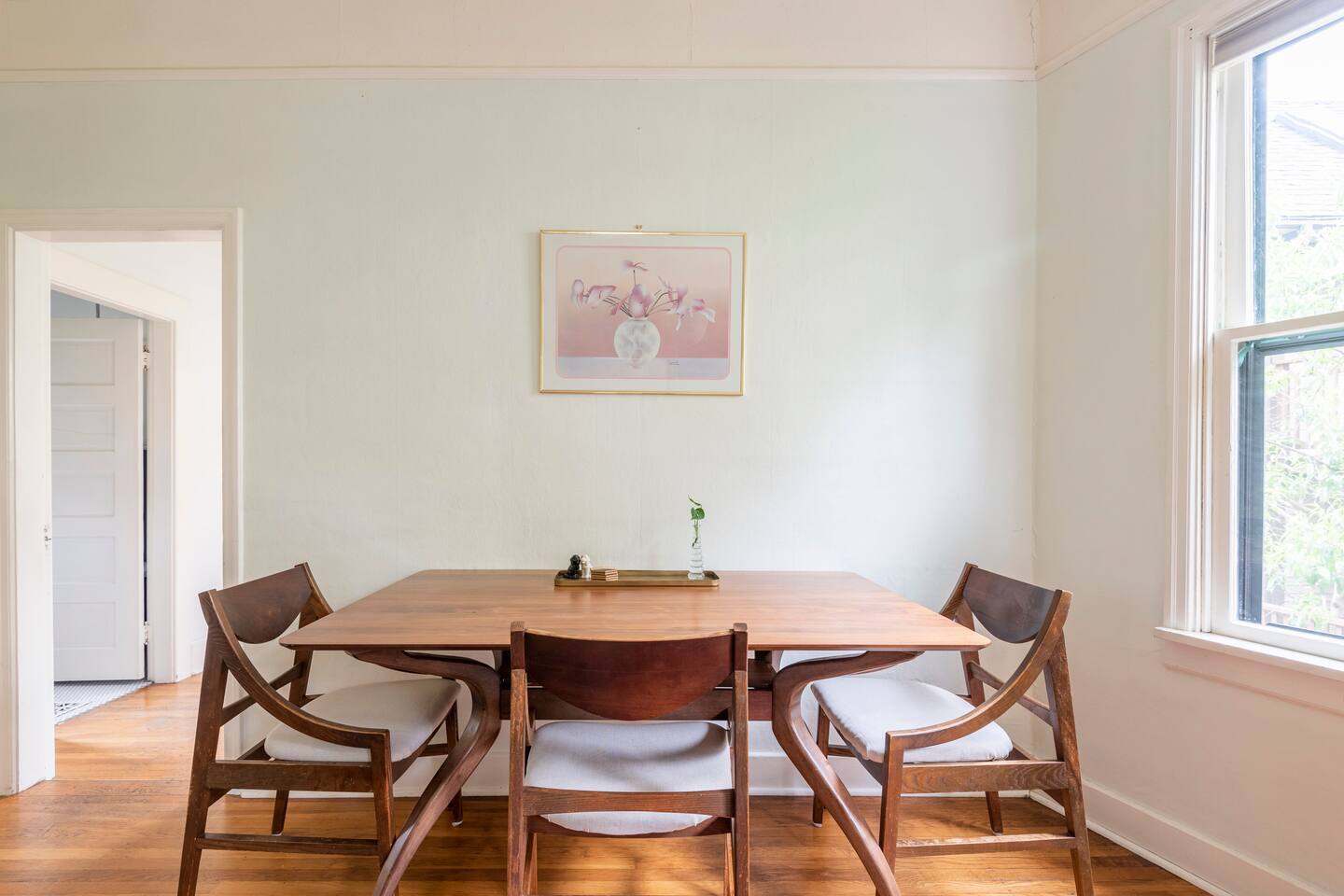 Building Photo - 1320 SE 28th Ave