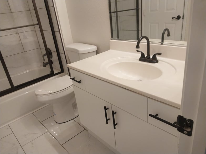 Building Photo - 10552 Pine Pointe Ave