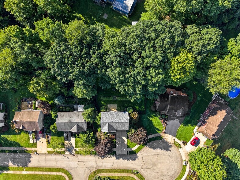 Building Photo - 134 Heldon Dr