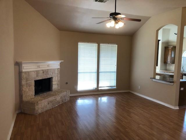 Building Photo - 641 Marlee Dr