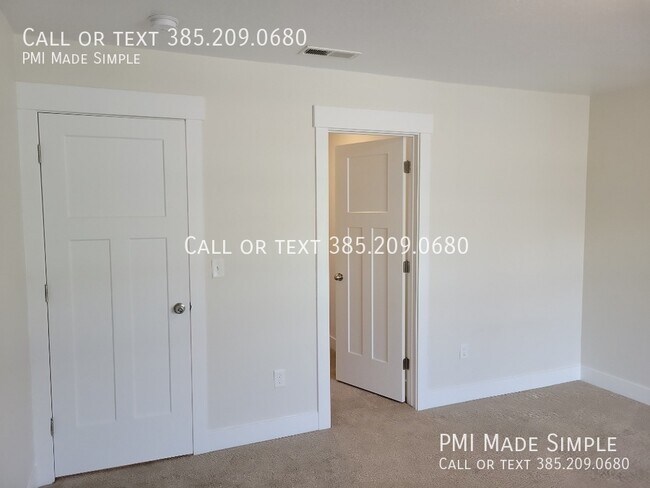 Building Photo - 10884 N Slate Ln