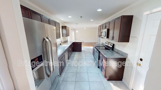 Building Photo - 355 Bishea Ct