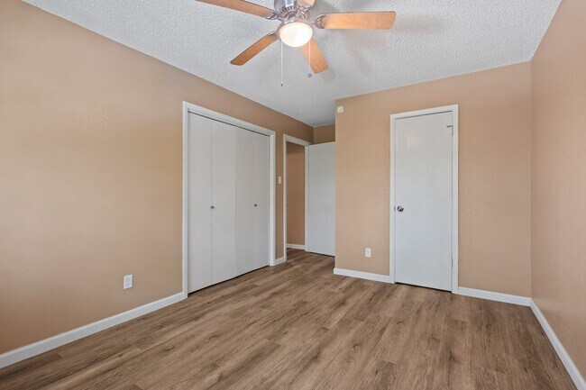 Building Photo - 6713 Biggs Ct