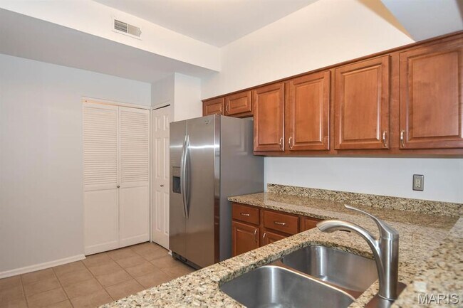 Building Photo - 4444 Lindell Blvd