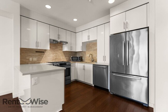 Building Photo - 50 Jerrold Ave