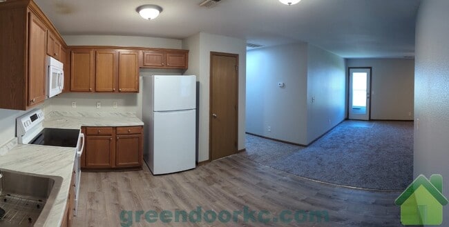 Building Photo - 809 Fall Meadow Ln