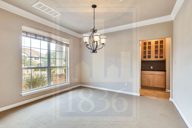 Building Photo - 150 Abbey Dr