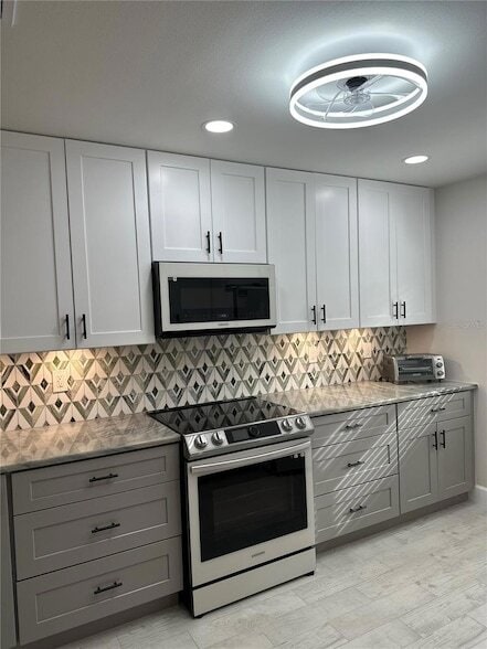 Building Photo - 19029 US Hwy 19 N