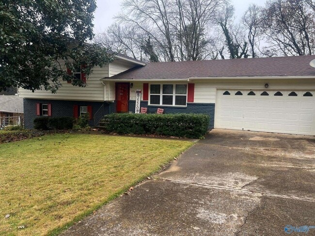 Primary Photo - 409 Cumberland Dr SE