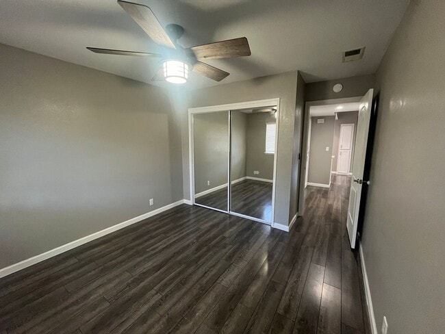 Building Photo - 4818 Suncrest Way