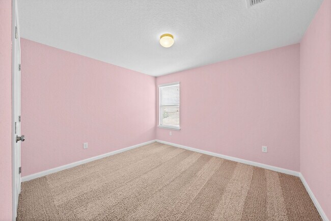 Building Photo - 13207 Frio Parke