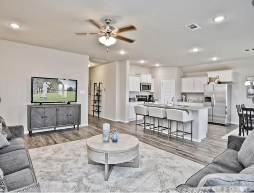 Building Photo - 2932 W Obsidian St