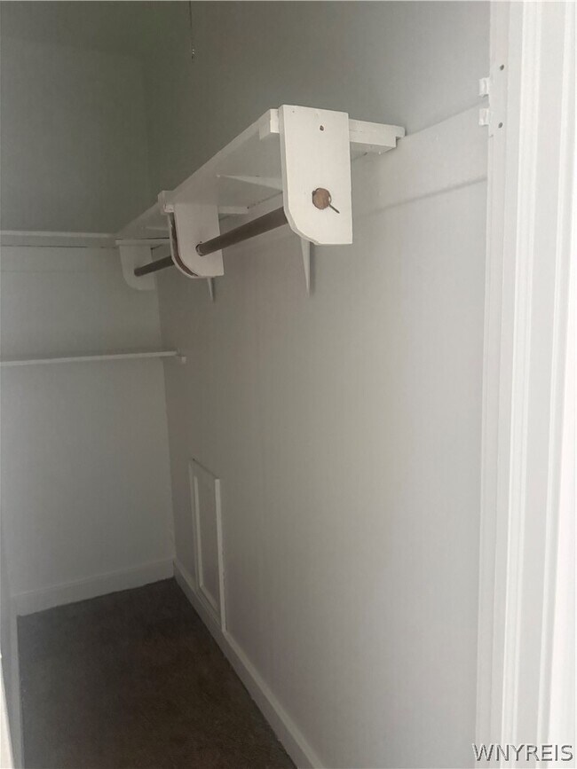 Building Photo - 60 W Hazeltine Ave