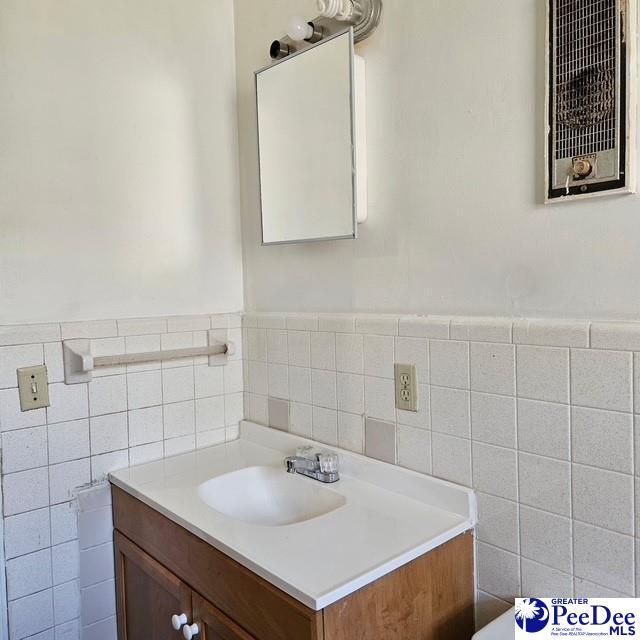 Building Photo - 605 Howard St