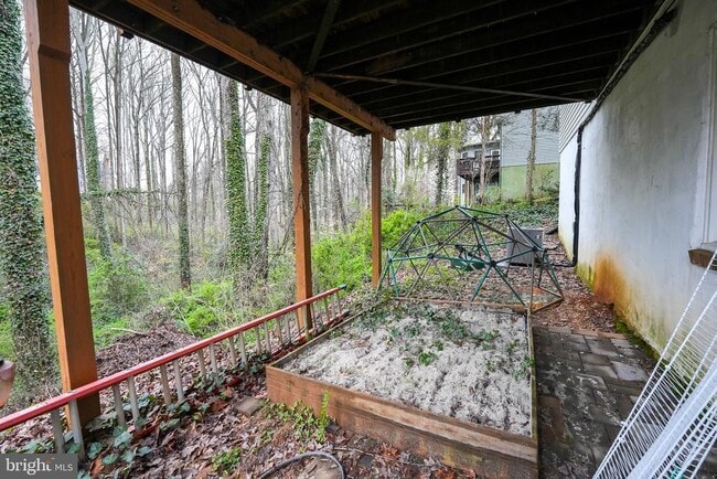 Building Photo - 4230 Avon Dr