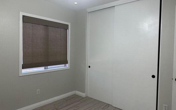 Building Photo - 1401 S 228th Ln