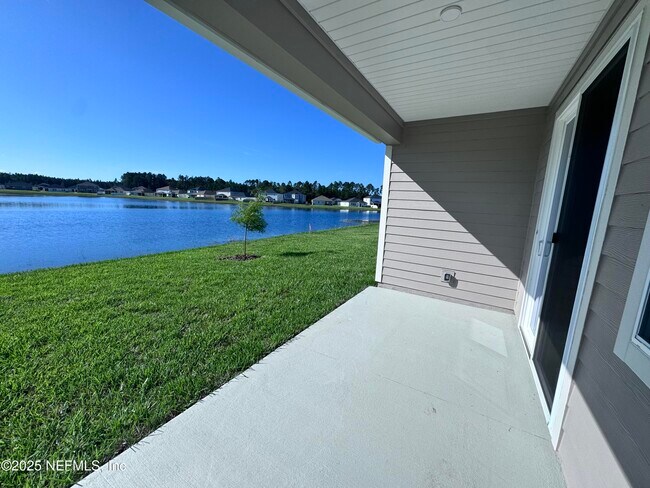 Building Photo - 11156 Spg Mdws Rd